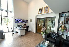 Apartment at Splendid Condo by Lofty