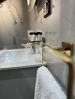 ELITE MOTEL