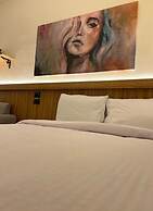 ELITE MOTEL