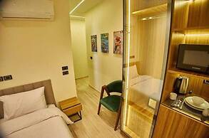 ELITE MOTEL