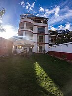 Hotel Los Laureles