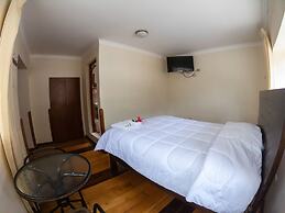 Hotel Los Laureles