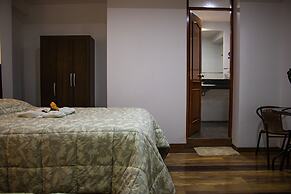 Hotel Los Laureles