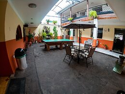 Hotel Los Laureles