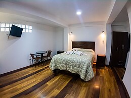Hotel Los Laureles