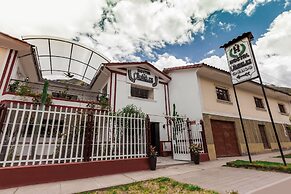 Hotel Los Laureles