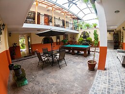 Hotel Los Laureles