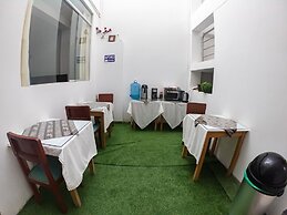 Hotel Los Laureles
