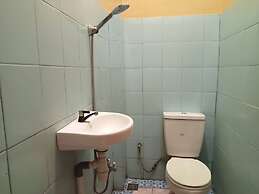 OYO 93073 Penginapan 69