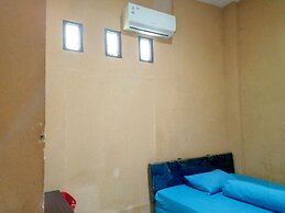 OYO 93073 Penginapan 69