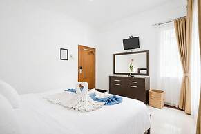 Tripletree Sinergi Hotel Tretes