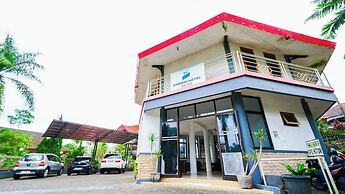 Tripletree Sinergi Hotel Tretes