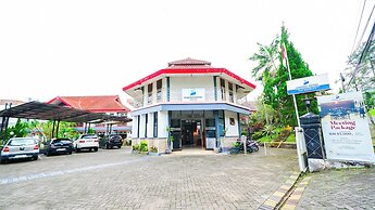 Tripletree Sinergi Hotel Tretes