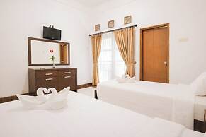 Tripletree Sinergi Hotel Tretes