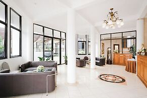 Tripletree Sinergi Hotel Tretes