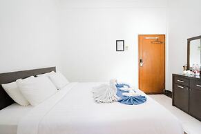 Tripletree Sinergi Hotel Tretes
