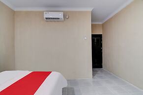 OYO 93087 Wisma Apel Syariah