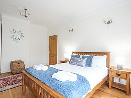 Pine Lodge