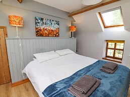Nanthir House