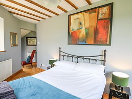 Nanthir House