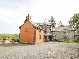 Nanthir House