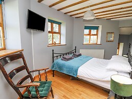 Nanthir House