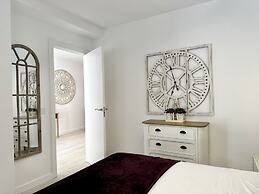 Loft 18 Beach Front Marbella - EaW Homes