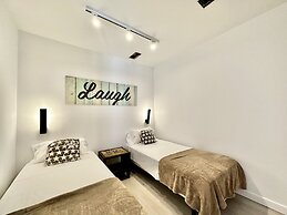 Loft 18 Beach Front Marbella - EaW Homes