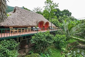 Muong Retreat