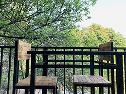 Muong Retreat