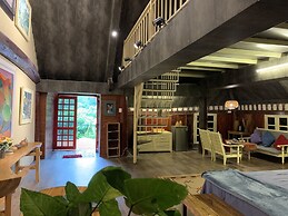 Muong Retreat