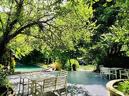 Muong Retreat