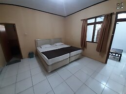 OYO 93135 Wisma Bayt Hikmah