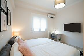 Modern Apartment with Acropolis view