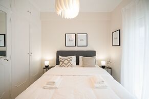 Modern Apartment with Acropolis view