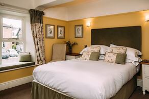 Waddington Arms