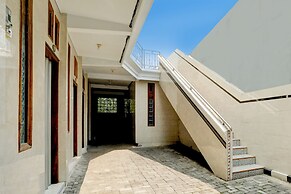 Hotel O Karman's Sari 1 Homestay Syariah