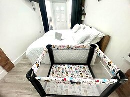Nice And Cosy Large Studio Near Luton Airport!