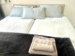 Nice And Cosy Large Studio Near Luton Airport!