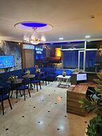 Blue Plus Hotel