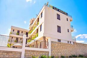 Walabi Mara Hotel
