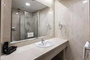 Garni Hotel AMI