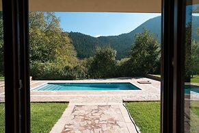 Evritos Villas & Suites with Pool