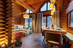 Evritos Villas & Suites with Pool