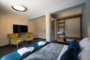 Evritos Villas & Suites with Pool