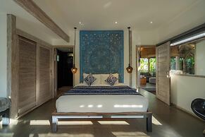 Mundaka Villa by Betterplace