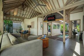 Mundaka Villa by Betterplace
