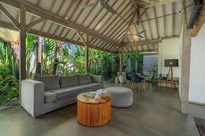 Mundaka Villa by Betterplace