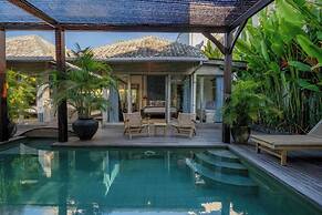 Mundaka Villa by Betterplace