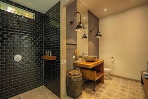 Mundaka Villa by Betterplace
